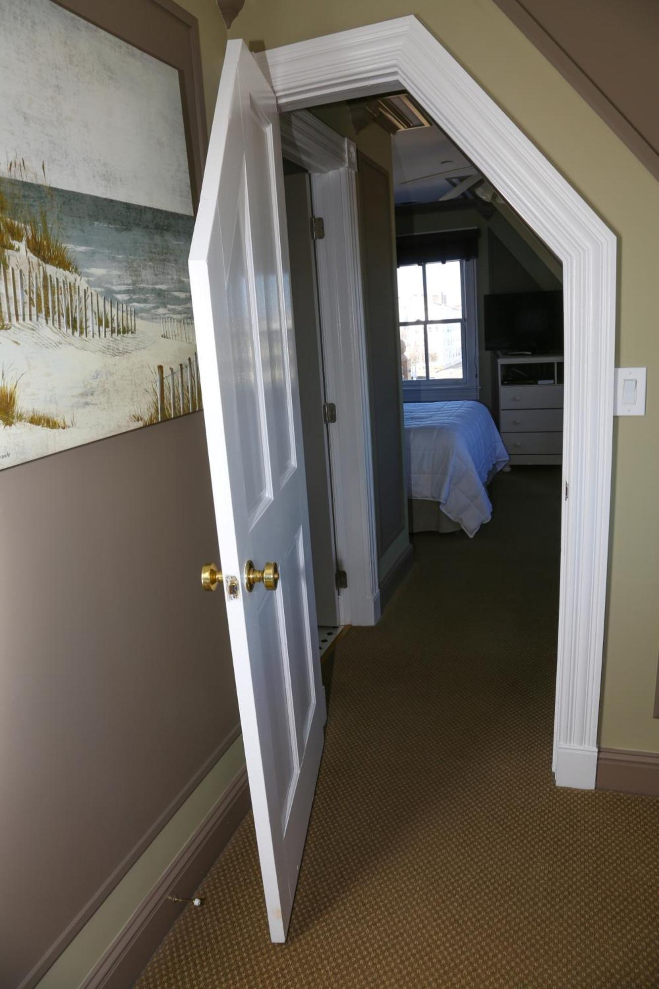 The Ocean Plaza Bed & Breakfast