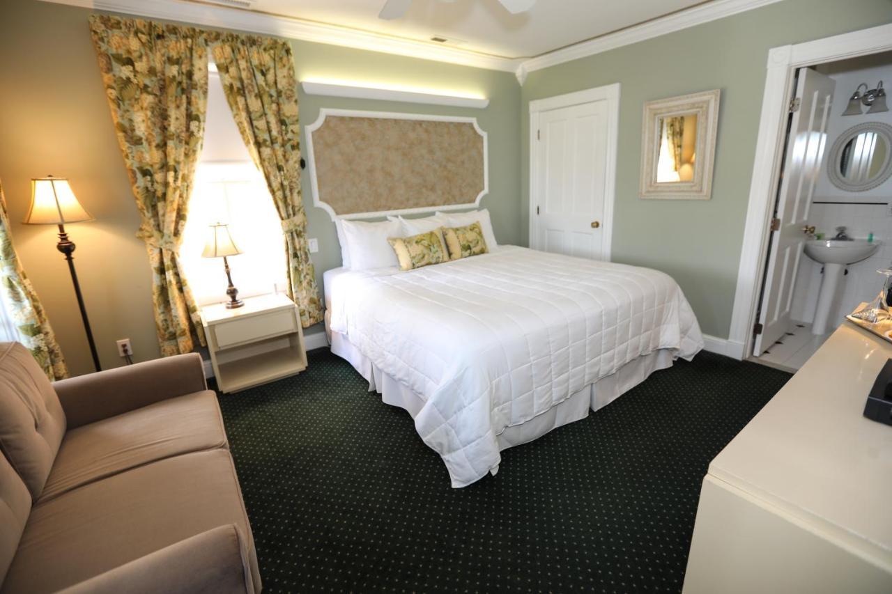 The Ocean Plaza Bed & Breakfast